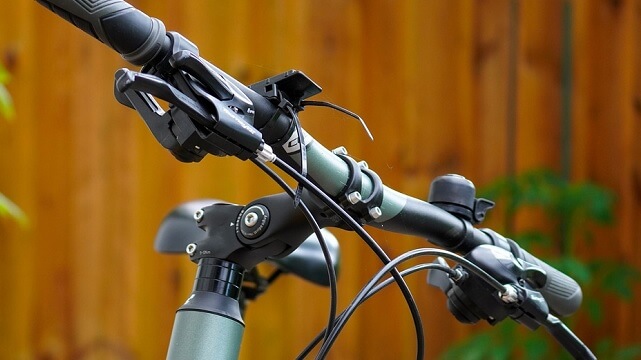 Tjuvar ’tvättar’ cyklar med hjälp av polisens hittegodsavdelning