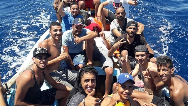 Fortsatt skytteltrafik över Medelhavet – ökar kraftigt