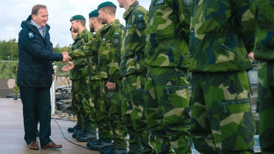 Försvaret satsar på ’cybersoldater’ – ska övervaka bloggar och media