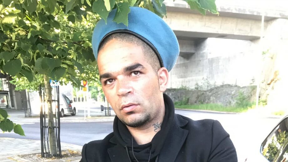 Tidigare våldtäktsmannen ofredade flicka sexuellt – dömd 17 gånger men utvisas inte