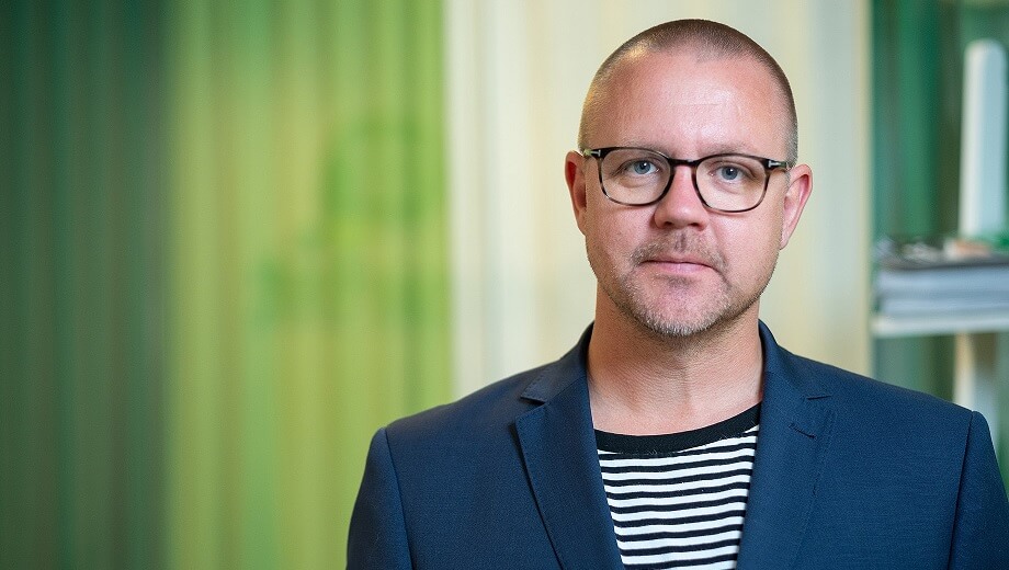 UPPGIFTER: Polisen skyddar Federleys bostad efter pedofilavslöjanden