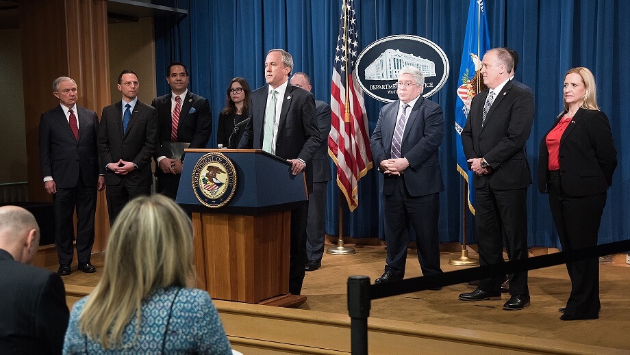 Ny lag i Texas förhindrar sociala medier att stänga av användare godtyckligt