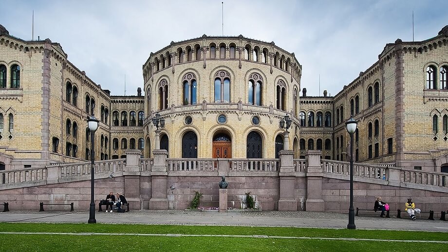 Prioritet av kristna flyktingar kan vara brott mot flyktingrätten