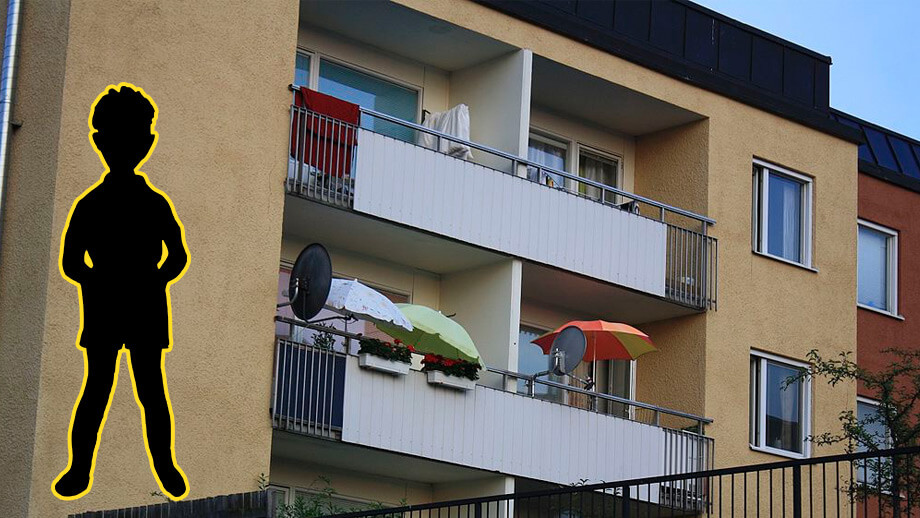 Litet barn föll från balkong i flerfamiljshus