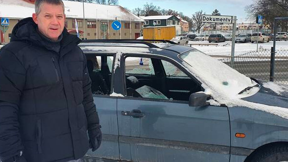 Polsk skrotbil får inte flyttas