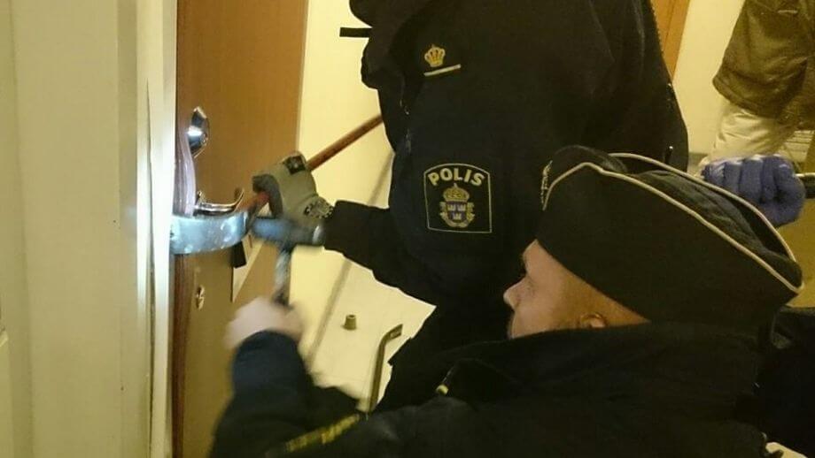 Polisen bröt sig in hos oskyldig – fel adress i beslut om husrannsakan