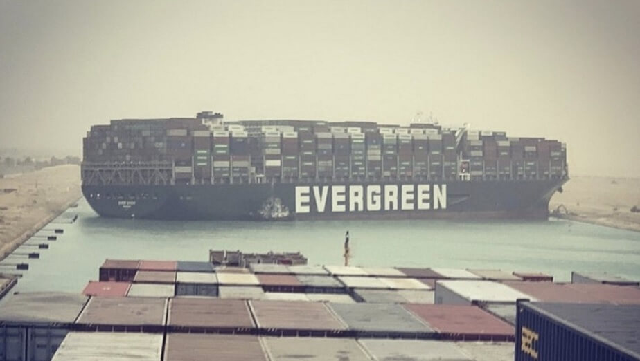 Trafikstopp i Suezkanalen – stora förluster befaras