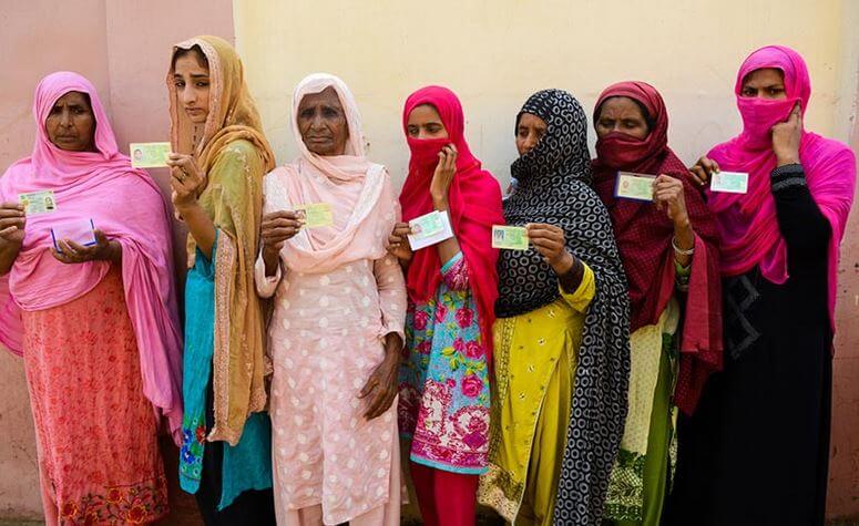 Får asyl då hon är kvinna – domarna flyr Samnytts frågor