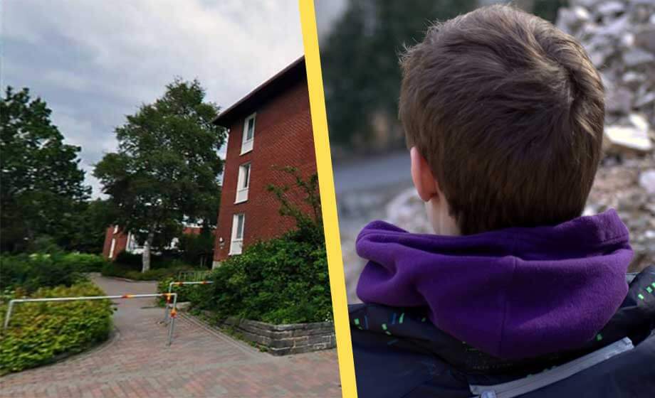 Tioåring rånades när han väntade på bussen