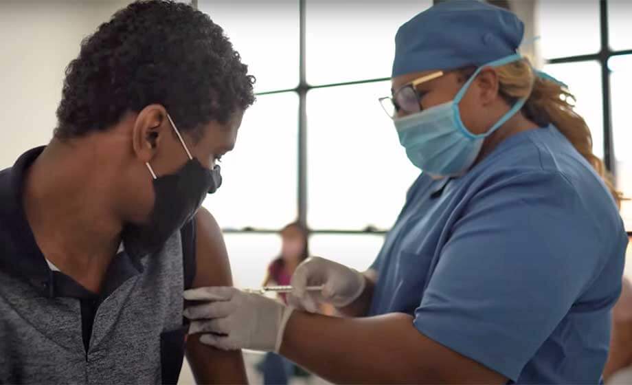 Unga män vägras vaccinering mot HPV – dör av cancer