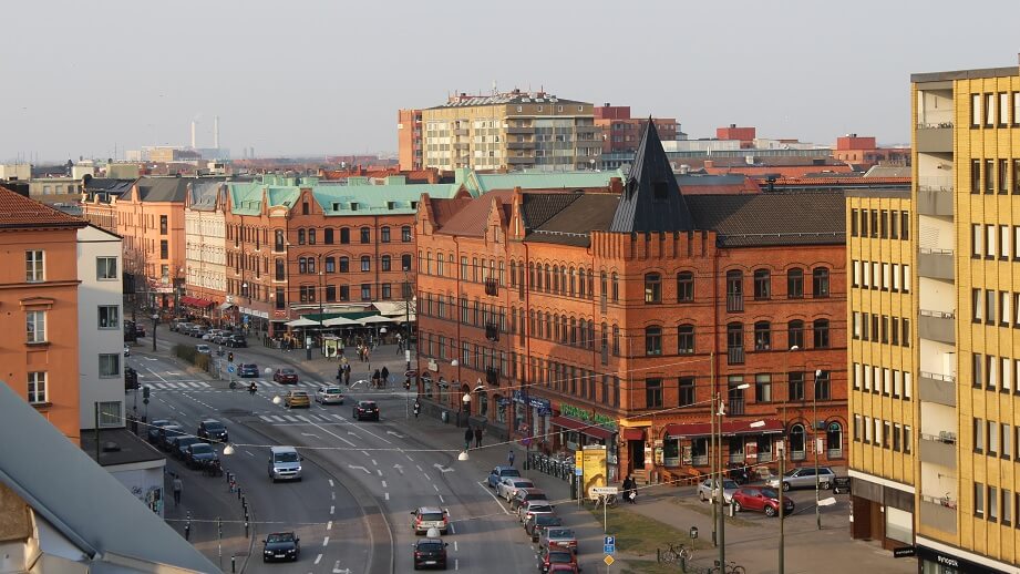 Förtur i Malmös bostadskö för lågavlönade