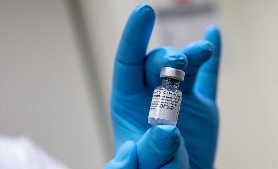 Sydafrikansk mutation vanligare hos vaccinerade än ovaccinerade som smittats