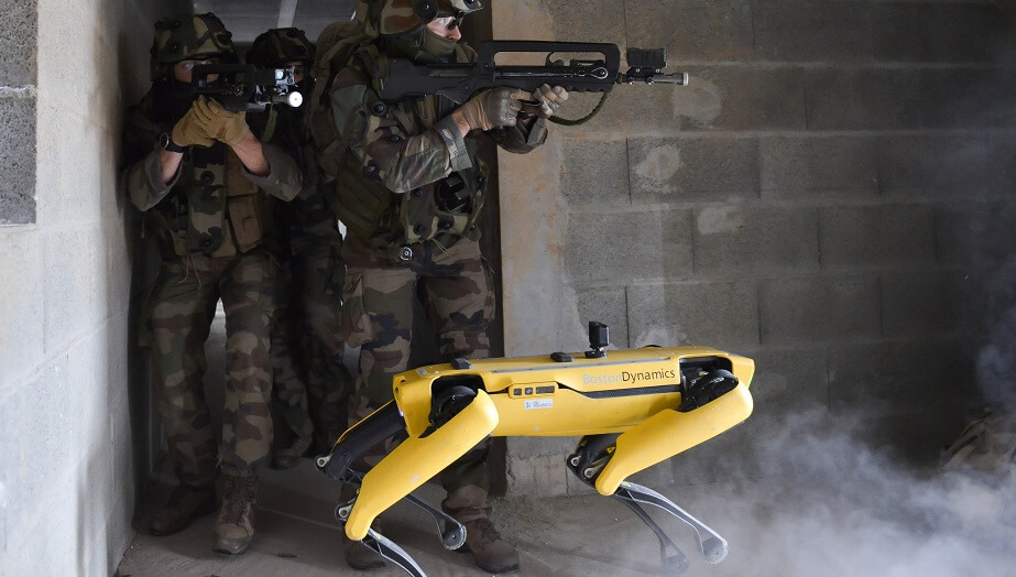 Franska armén värvar robothundar