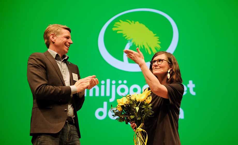 Miljöpartiets valmanifest: höjda bidrag och högre skatter