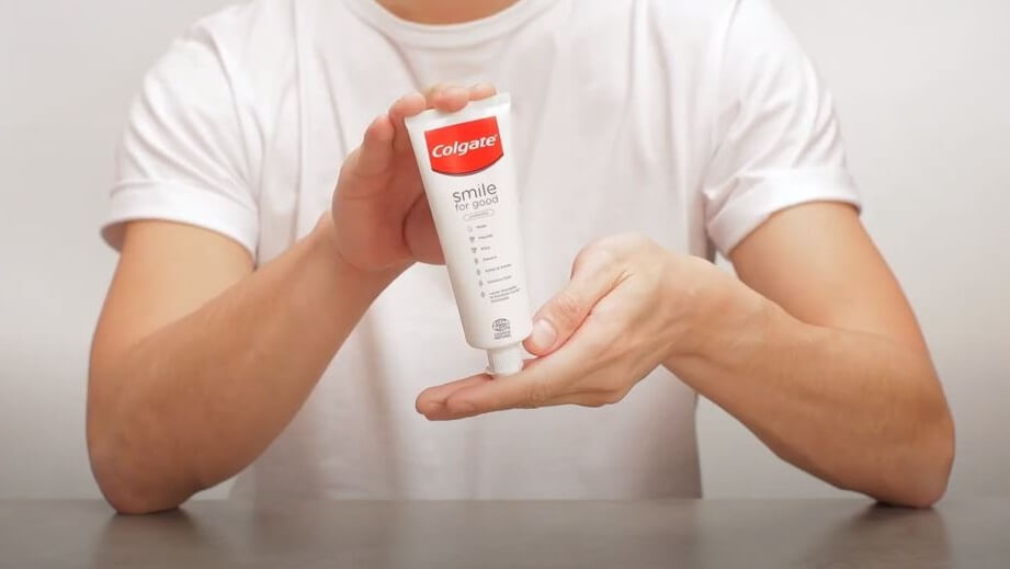 Colgate introducerar ny typ av återvinningsbar tandkrämstub