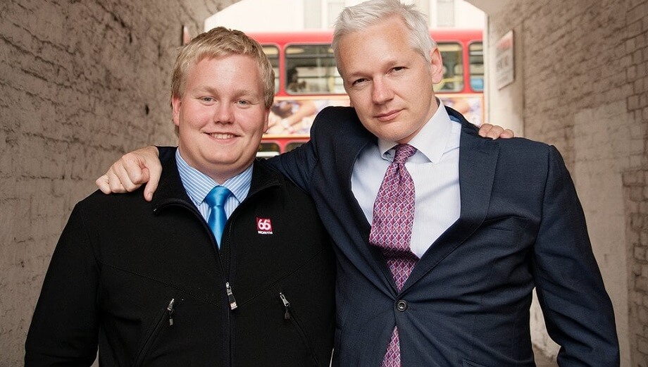 Nyckelvittne i fallet Assange erkänner lögner i åtalet