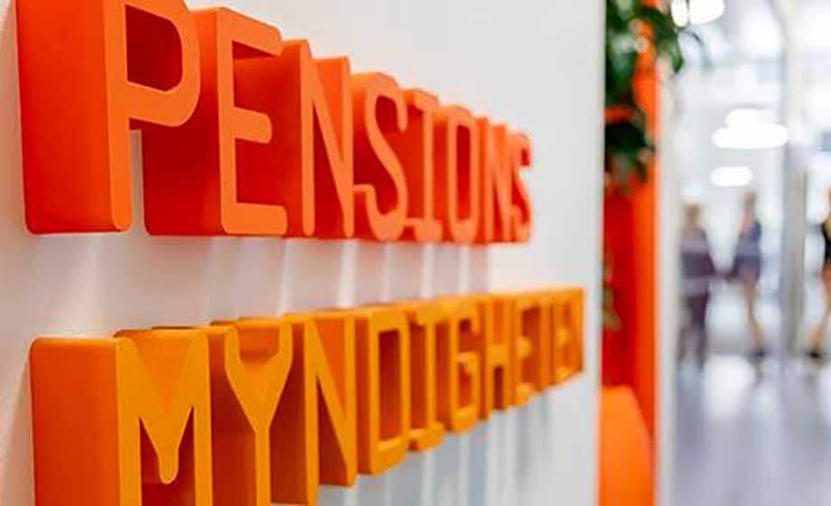 Pensionsmyndighetens upptäckt: Invandrare får TVÅ pensioner SAMTIDIGT