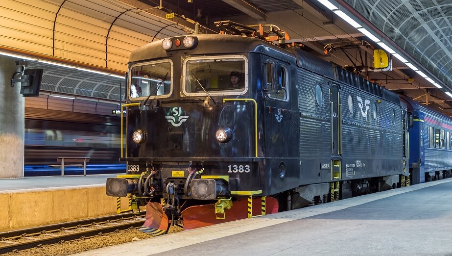 Statstelevisionen marknadsför hållbara resor till Berlin – prislappen 2 999 kronor