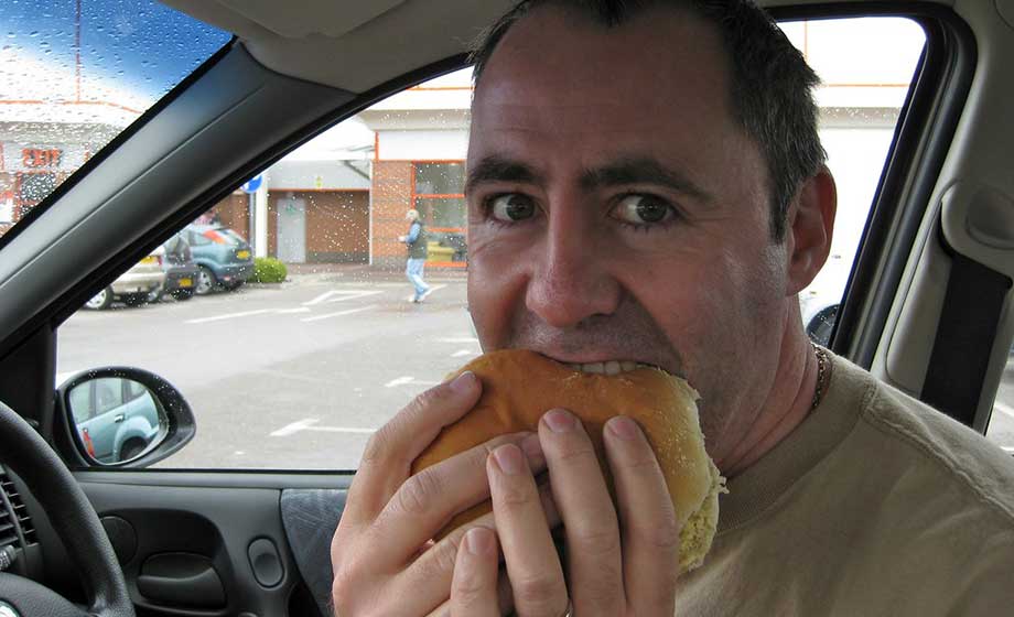 Studie hävdar: Maskulina män mördar moder jord