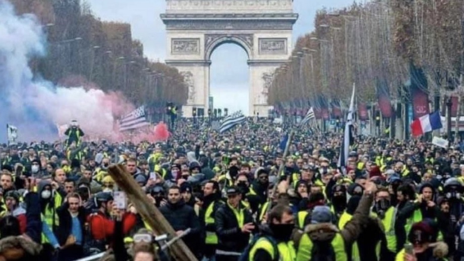 Massiva europeiska protester mot vaccintvång