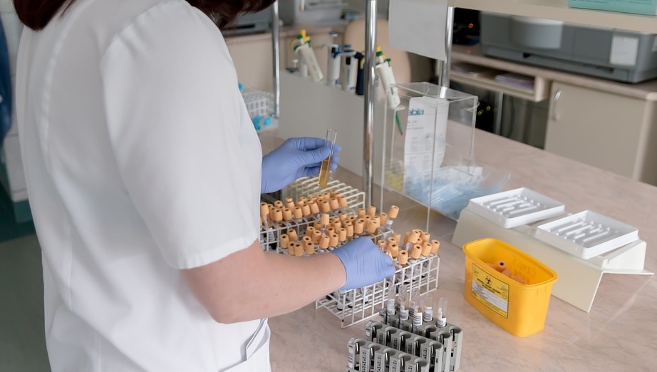 Ett enkelt blodprov kan upptäcka 14 cancertyper tidigt