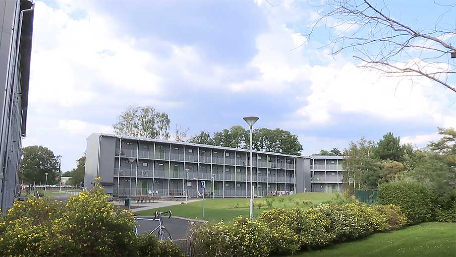 Nyanlända i Göteborg besvikna – får inte permanenta förstahandskontrakt