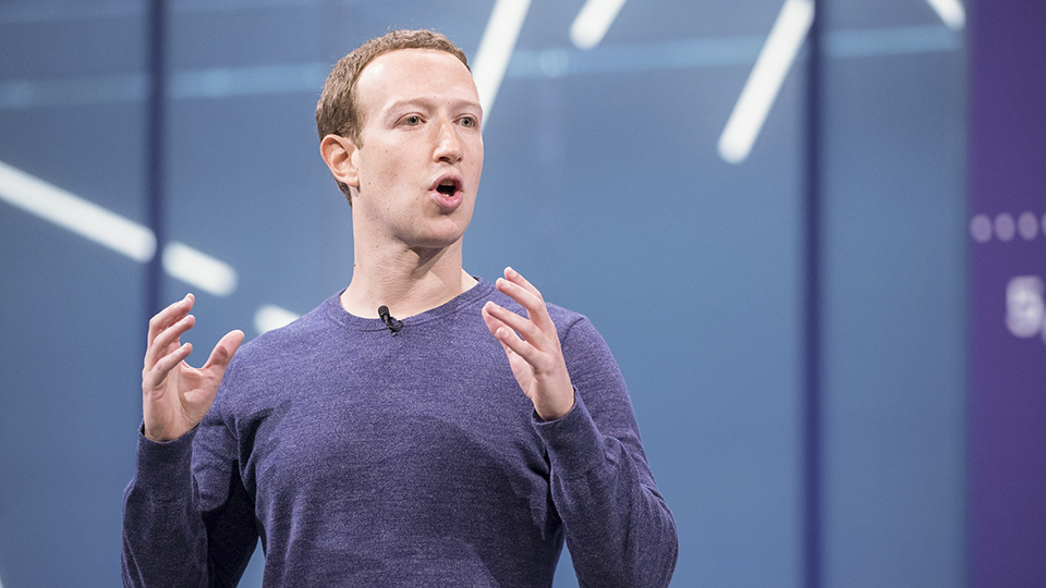 Facebook byter namn till Meta