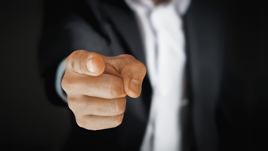 Omhändertagande av barn resulterade i grova hot mot tjänstemän