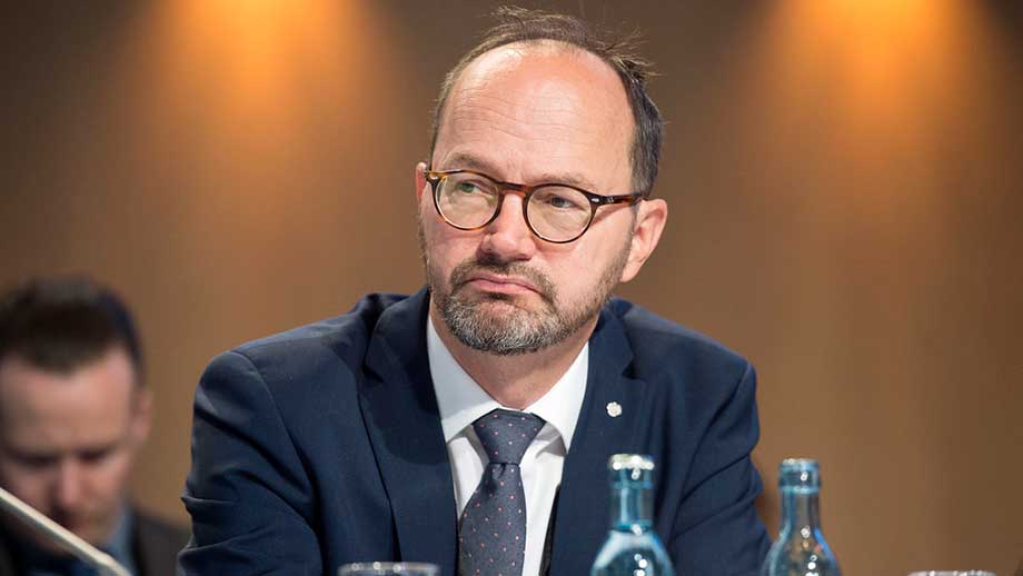 Infrastrukturminister Tomas Eneroth (S) polisanmäld för sexuella ofredandet