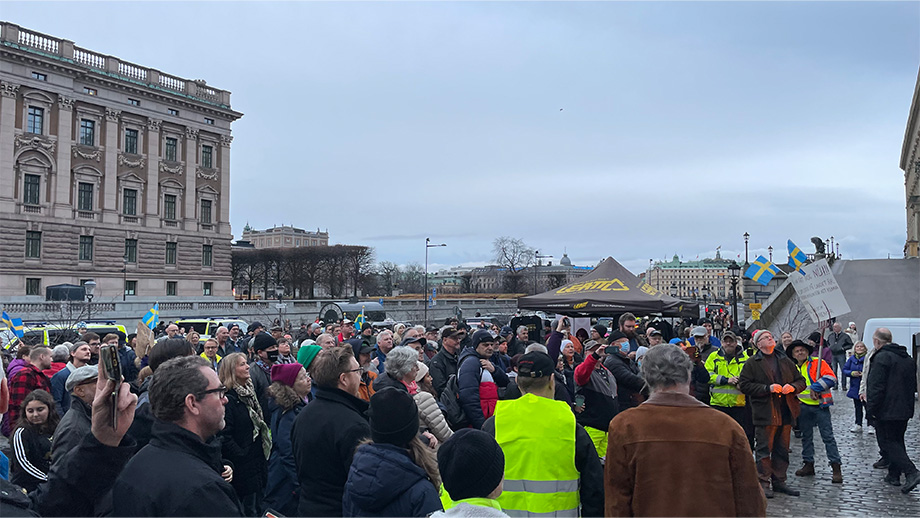 BILDEXTRA: Demonstration mot bränslepriserna