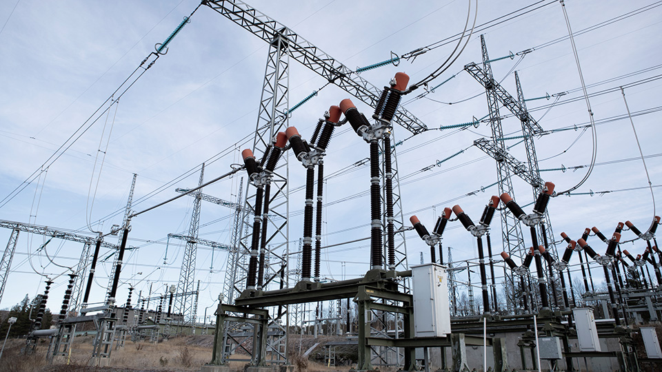 ”Högre och mer oförutsägbara elpriser” med ny överföringsmodell