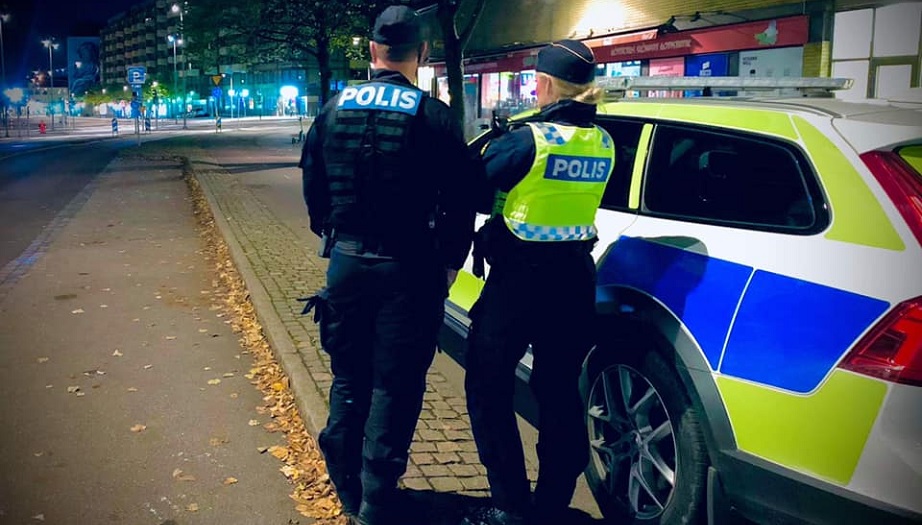 En person skadad i skottlossning