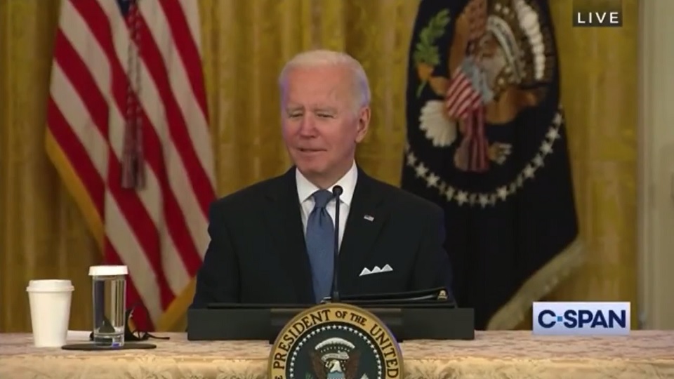VIDEO: Bidens utbrott mot journalist: ”Son of a bitch”