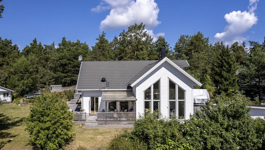 Trots omvärldsläget – bostadspriserna fortsätter uppåt