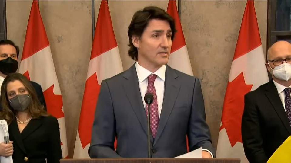 Trudeau inför undantagslagar för att slå ned folkets protester