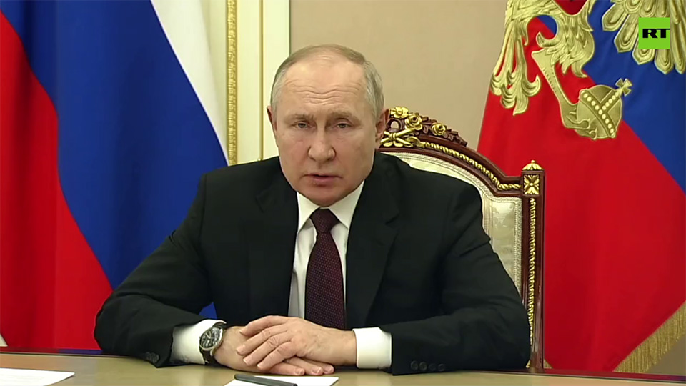 Putin uppmanar Ukrainas militär till myteri: ”Ta saken i egna händer”