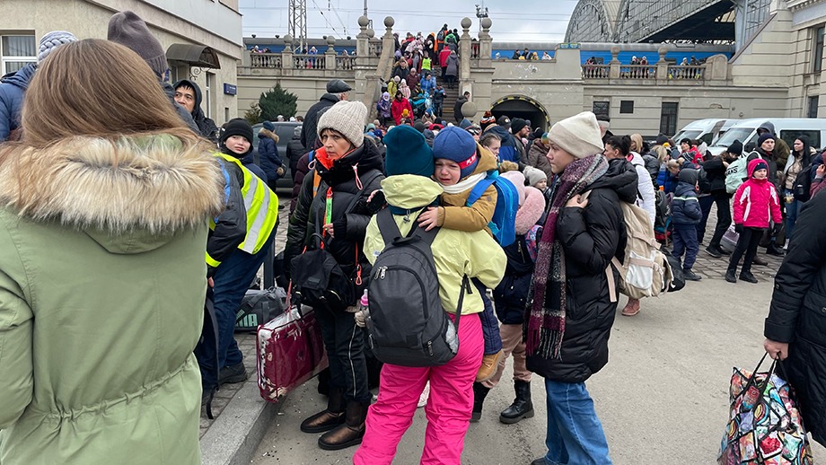 Samnytt i Ukraina: Se flyktingströmmarna