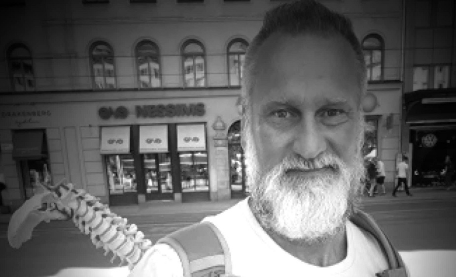 Fredriks mördare fick svenskt medborgarskap på flykt från polisen