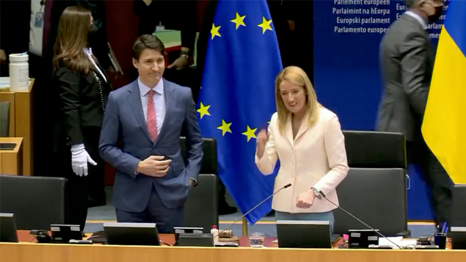 VIDEO: EU-parlamentariker kallar Trudeau diktator