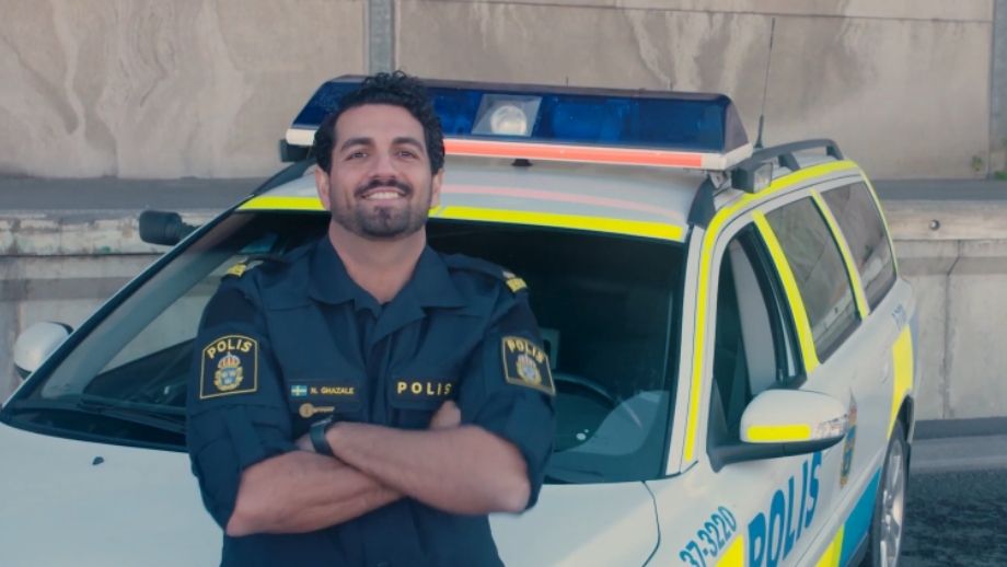 SD-hatande polis förespråkar slappare straff