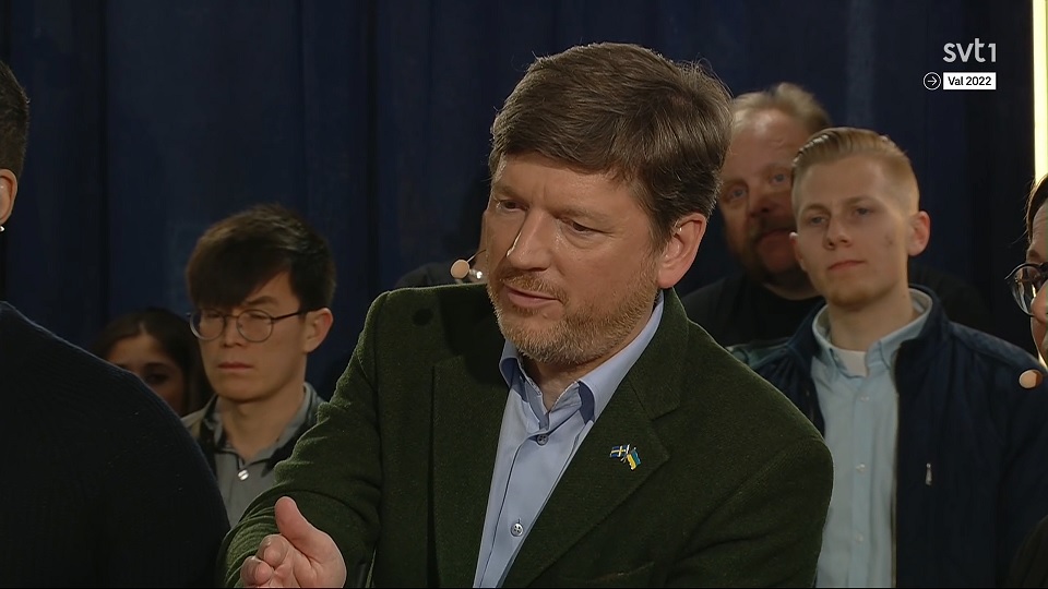 Centerpartiet: Sverige har hundratusentals muslimska poliser och läkare