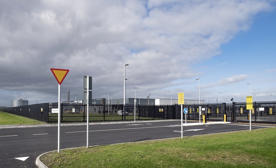 Trots avsaknad av tillstånd – Microsofts dieselaggregat på plats i kommunen