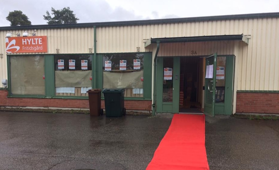 Ungdomar kränkta när fritidsgård kräver att alla talar svenska