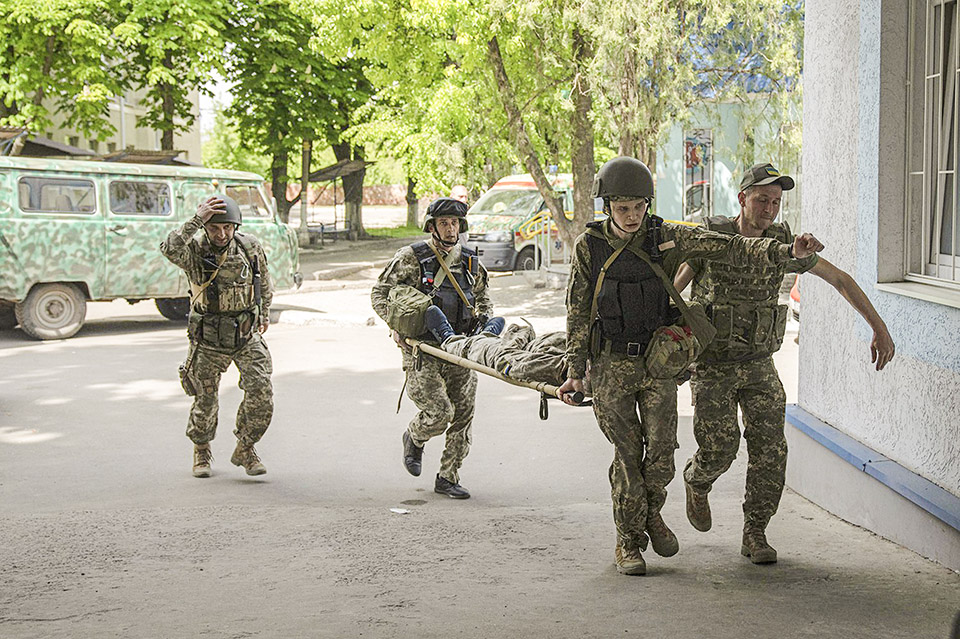 Ukraina: Vi förlorar uppemot tusen soldater – varje dag