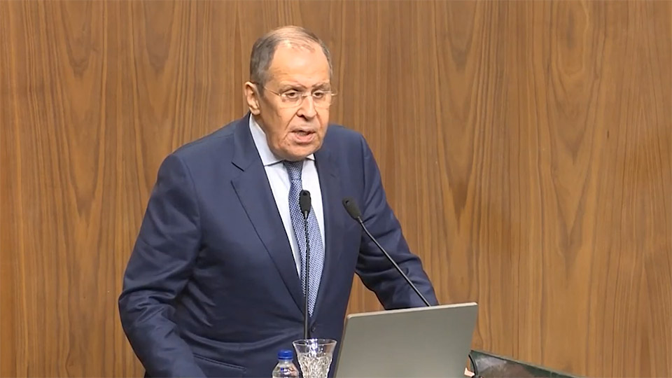 Lavrov: ”Ukrainas regim är på helt fel sida av historien”