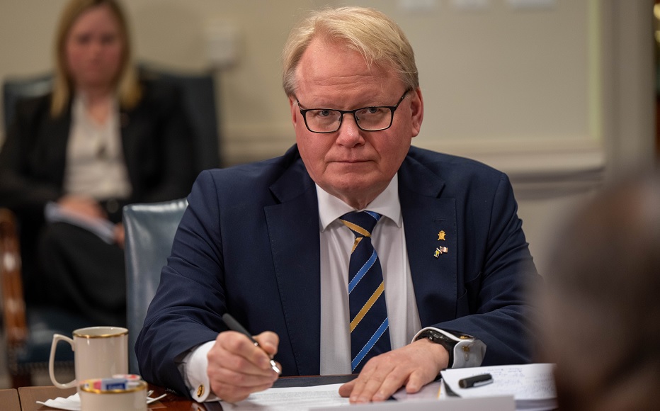 Regeringen vill införa NY SKATT – ska finansiera upprustning av försvaret