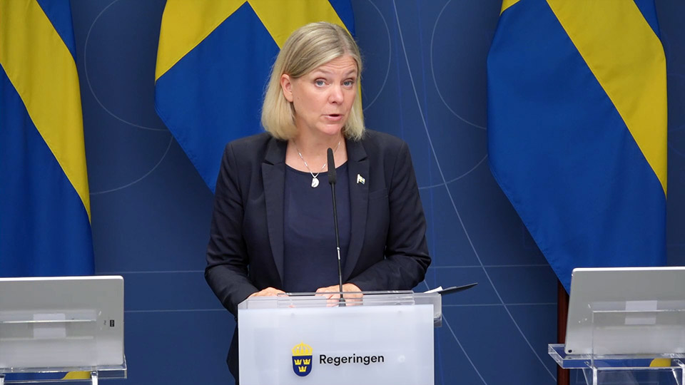 Magdalena Andersson lovar betala tillbaka 60 miljarder av elvinsten