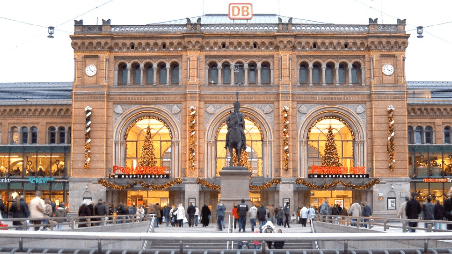 Tyska miljöpartiet: ”En tredjedel av alla statliga jobb ska gå till invandrare”