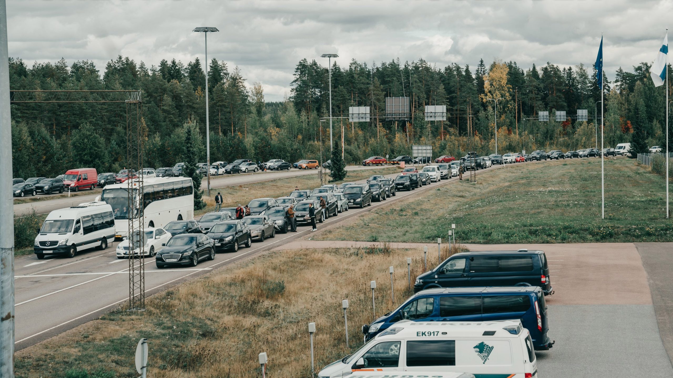 Finland stänger gränsen till Ryssland