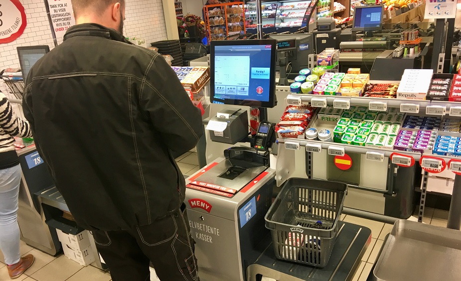 Utbrett betalningsfusk får ICA-butiker att sluta med självutcheckning